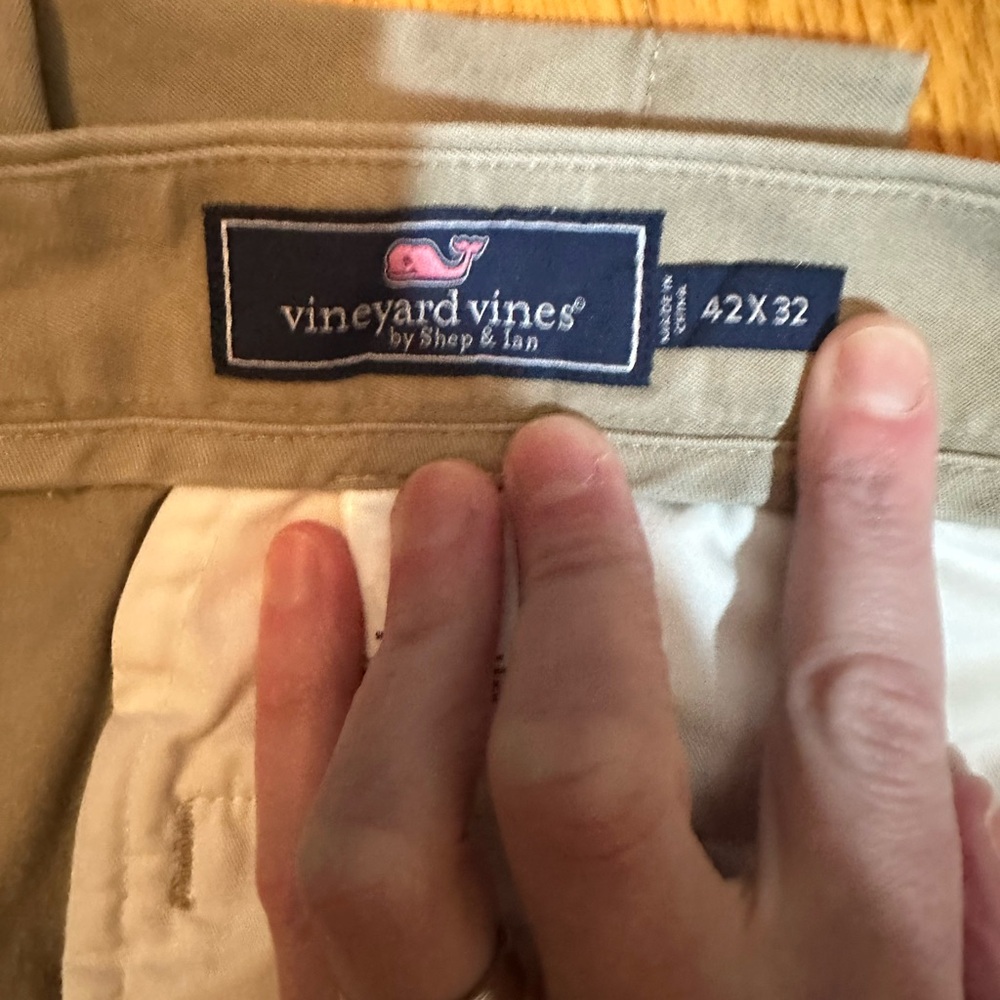 Vineyard Vines Men's Tan, Grey, and Light Blue Pants (3 pairs)